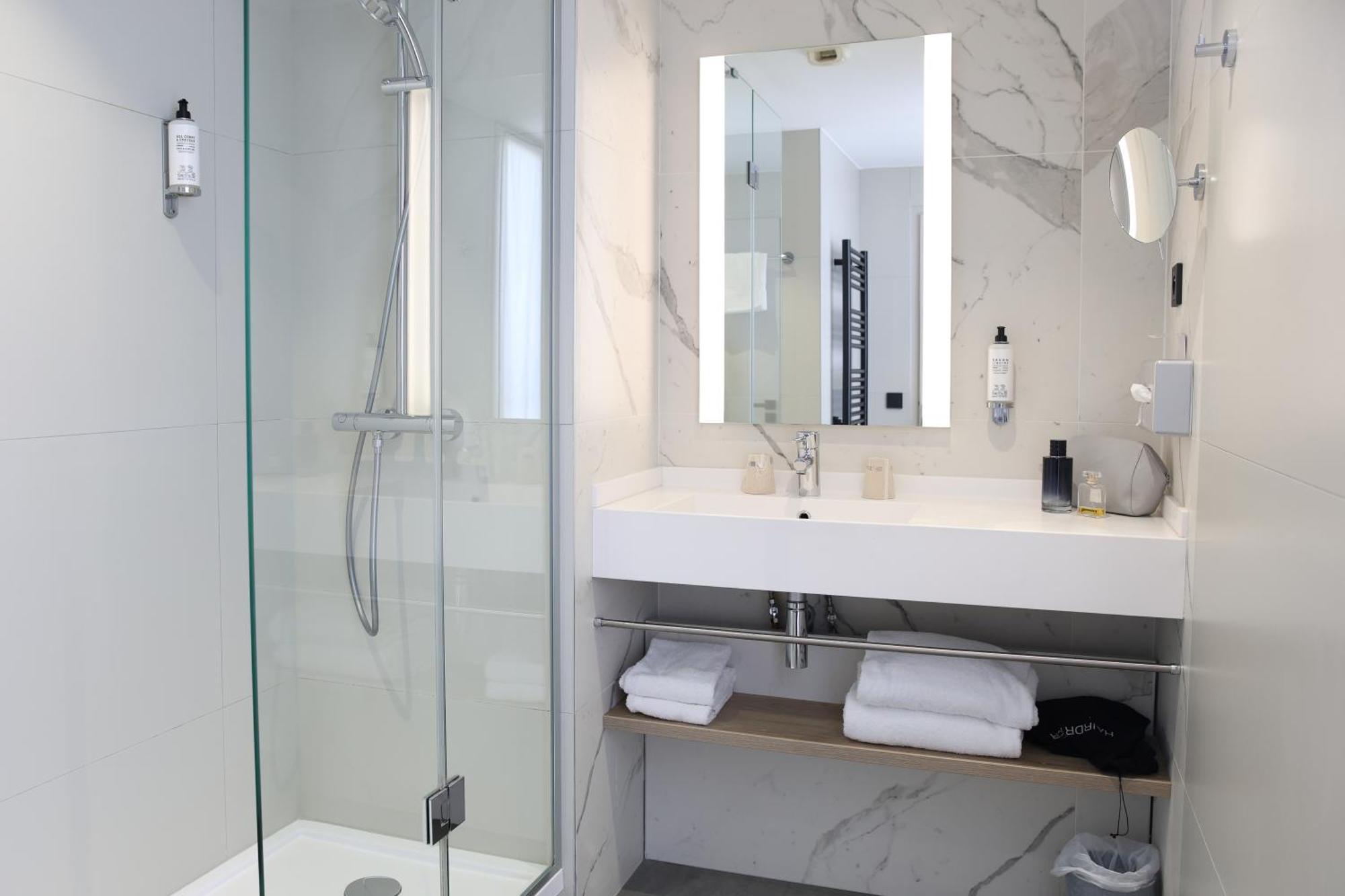 Western Du Pont Wilson Hotel 4*