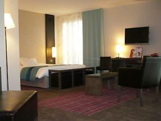 Western Du Pont Wilson 4*